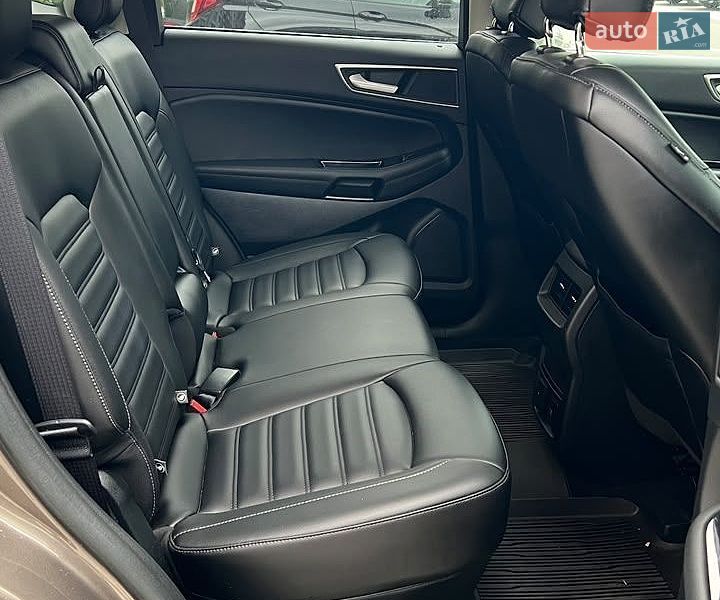 Внедорожник / Кроссовер Ford Edge 2019 в Ровно