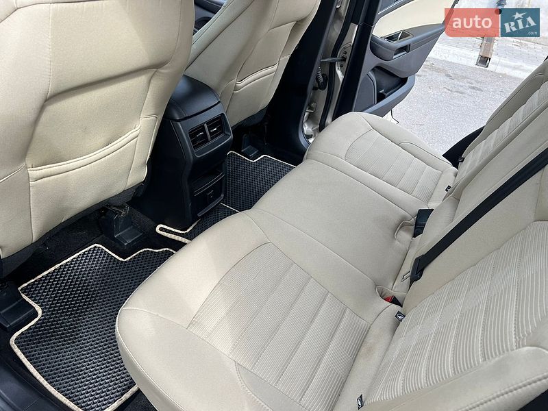 Внедорожник / Кроссовер Ford Edge 2018 в Кривом Роге