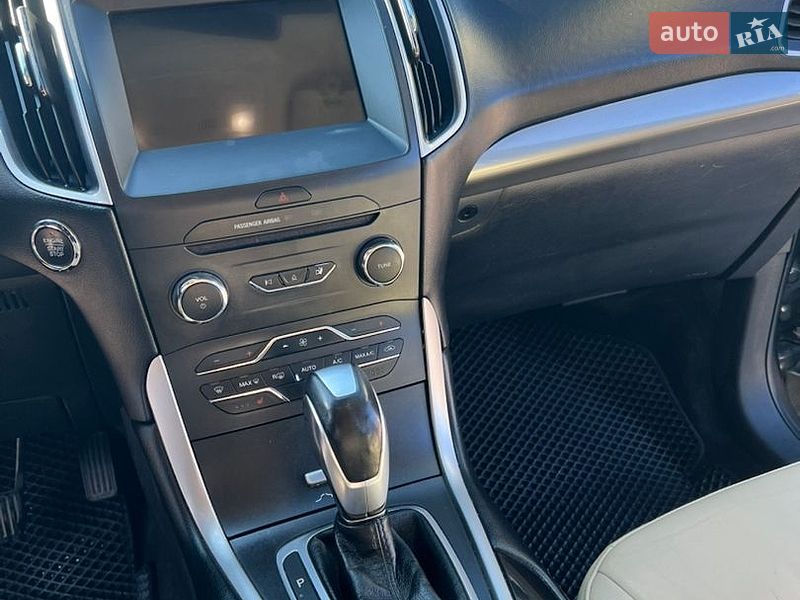 Внедорожник / Кроссовер Ford Edge 2017 в Шаргороде