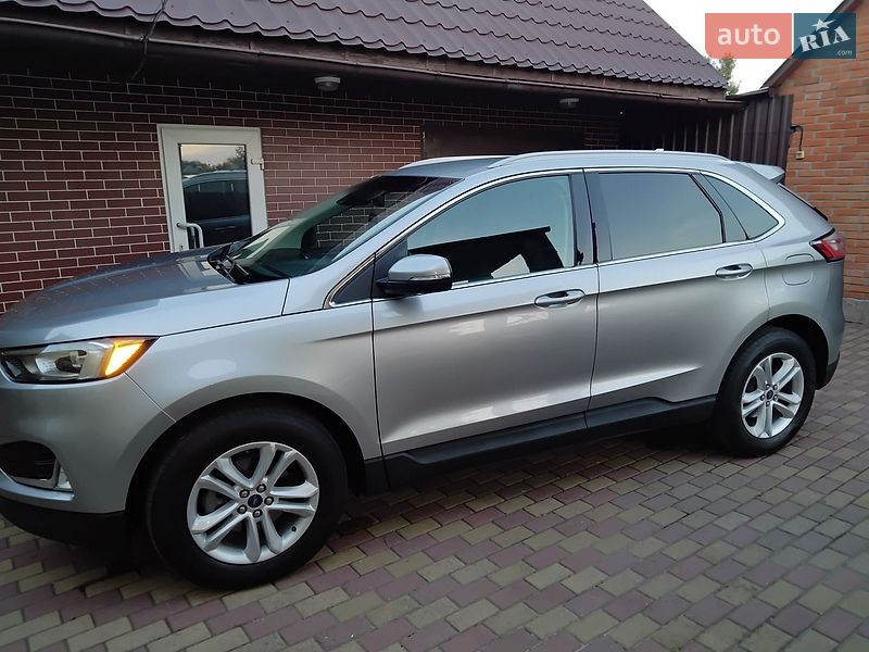 Позашляховик / Кросовер Ford Edge 2020 в Лохвиці