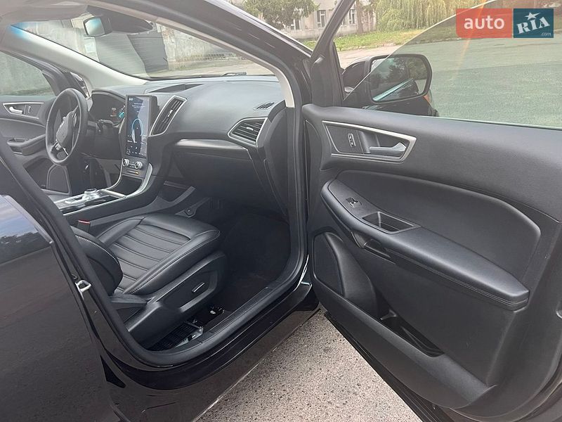 Позашляховик / Кросовер Ford Edge 2022 в Острозі