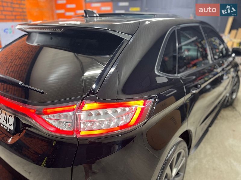 Позашляховик / Кросовер Ford Edge 2018 в Броварах