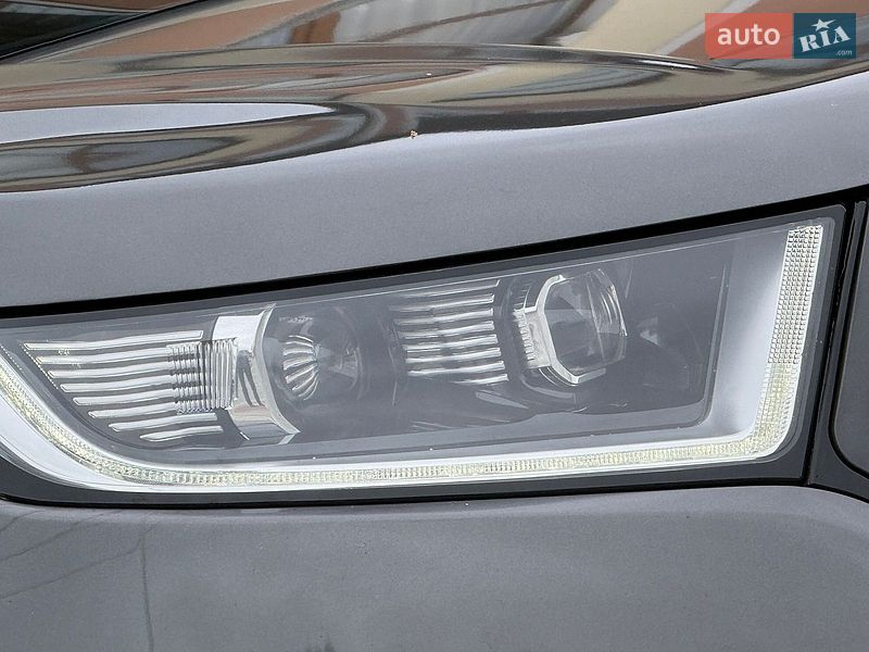 Позашляховик / Кросовер Ford Edge 2016 в Дрогобичі