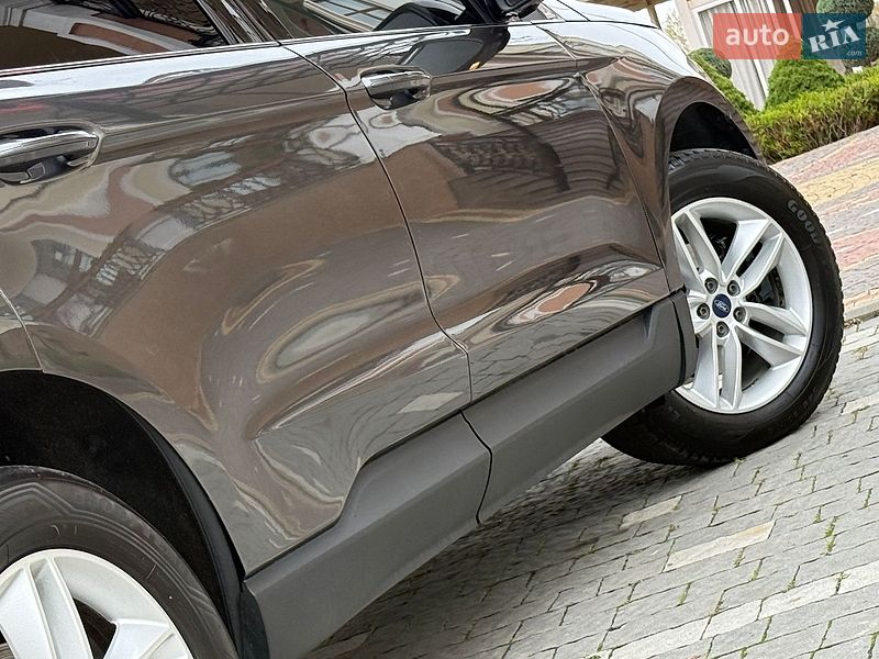 Позашляховик / Кросовер Ford Edge 2016 в Дрогобичі