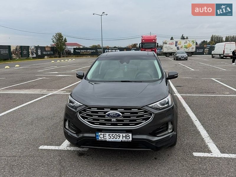 Позашляховик / Кросовер Ford Edge 2020 в Чернівцях