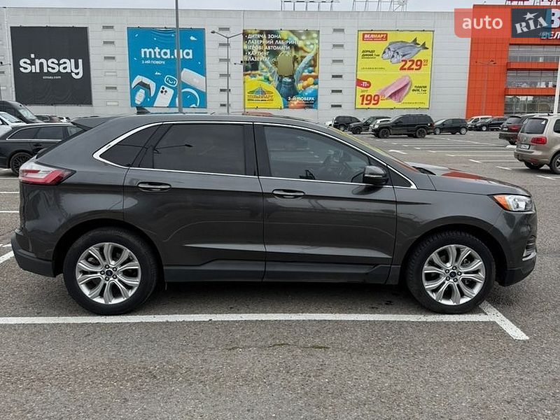 Позашляховик / Кросовер Ford Edge 2020 в Чернівцях