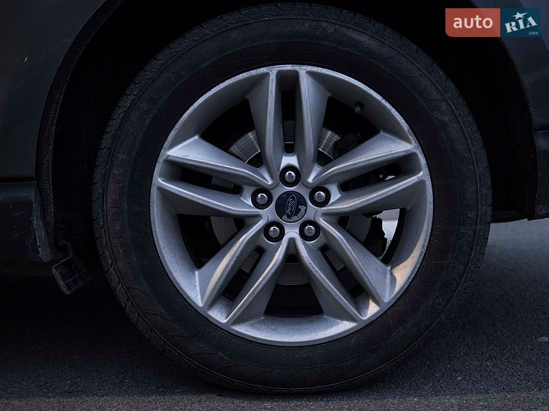 Внедорожник / Кроссовер Ford Edge 2016 в Киеве