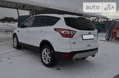 Позашляховик / Кросовер Ford Escape 2017 в Львові