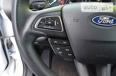 Внедорожник / Кроссовер Ford Escape 2017 в Львове