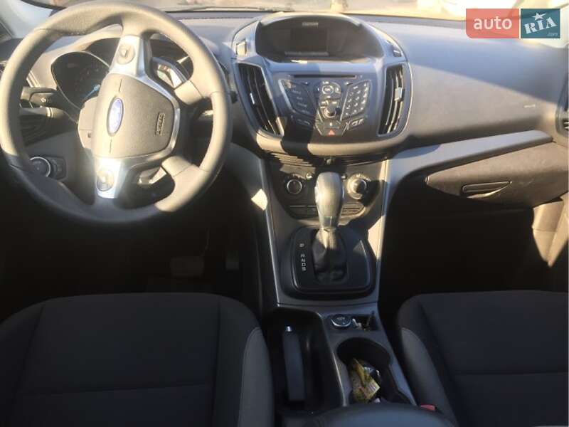 Внедорожник / Кроссовер Ford Escape 2012 в Сумах