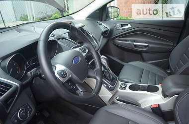 Внедорожник / Кроссовер Ford Escape 2014 в Ивано-Франковске