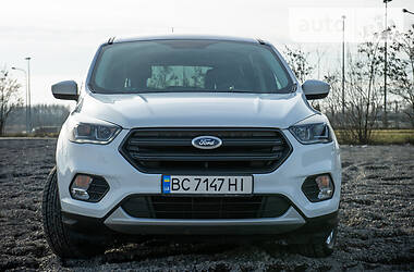 Позашляховик / Кросовер Ford Escape 2017 в Львові