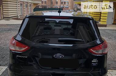 Внедорожник / Кроссовер Ford Escape 2015 в Киеве