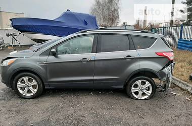 Внедорожник / Кроссовер Ford Escape 2016 в 