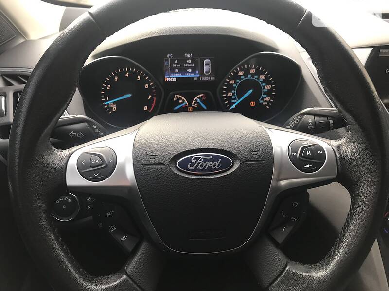 Позашляховик / Кросовер Ford Escape 2013 в Одесі
