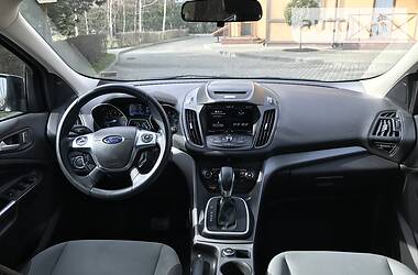 Позашляховик / Кросовер Ford Escape 2013 в 