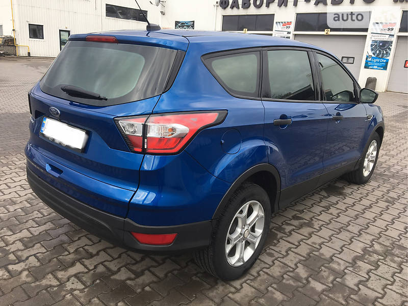 Позашляховик / Кросовер Ford Escape 2017 в Вінниці