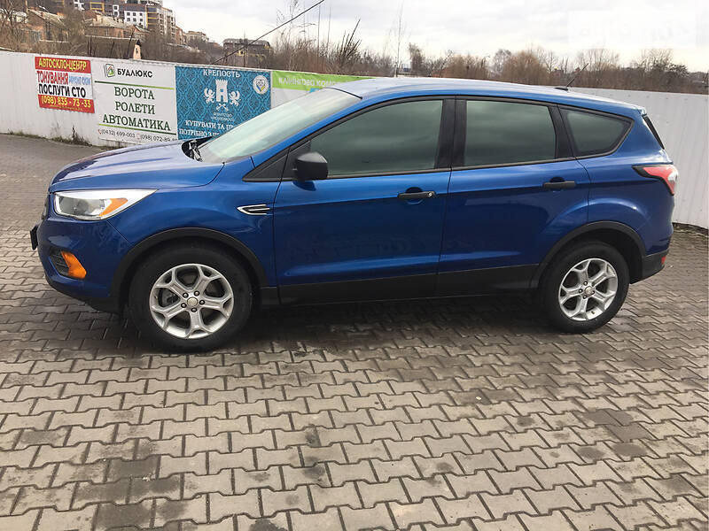 Позашляховик / Кросовер Ford Escape 2017 в Вінниці