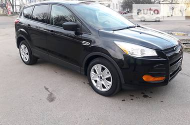 Позашляховик / Кросовер Ford Escape 2013 в 