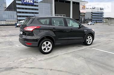 Позашляховик / Кросовер Ford Escape 2014 в 