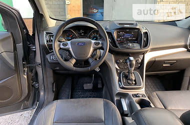 Позашляховик / Кросовер Ford Escape 2012 в 