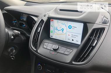Позашляховик / Кросовер Ford Escape 2018 в 