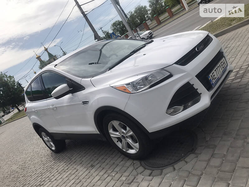Позашляховик / Кросовер Ford Escape 2014 в Дніпрі