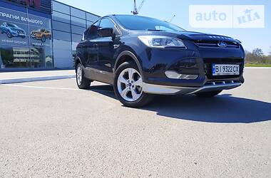 Позашляховик / Кросовер Ford Escape 2013 в 
