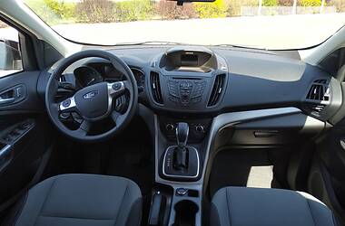 Позашляховик / Кросовер Ford Escape 2013 в 