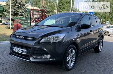 Внедорожник / Кроссовер Ford Escape 2015 в Одессе