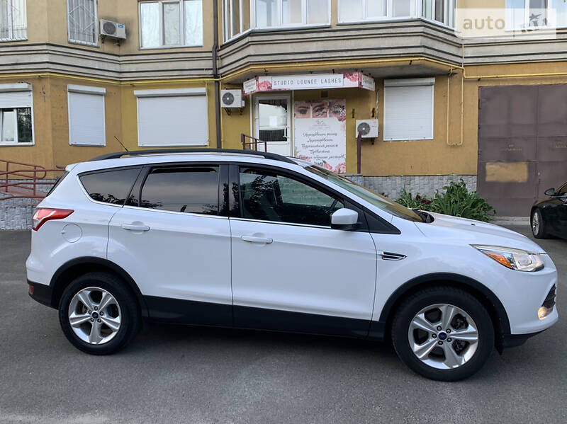 Позашляховик / Кросовер Ford Escape 2015 в Києві фото 5 Позашляховик / Кросовер Ford Escape 2015 в Києві