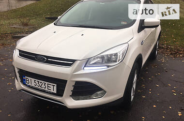 Внедорожник / Кроссовер Ford Escape 2014 в Кременчуге