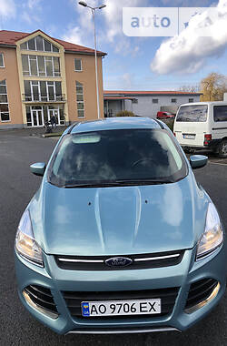 Внедорожник / Кроссовер Ford Escape 2013 в Ужгороде