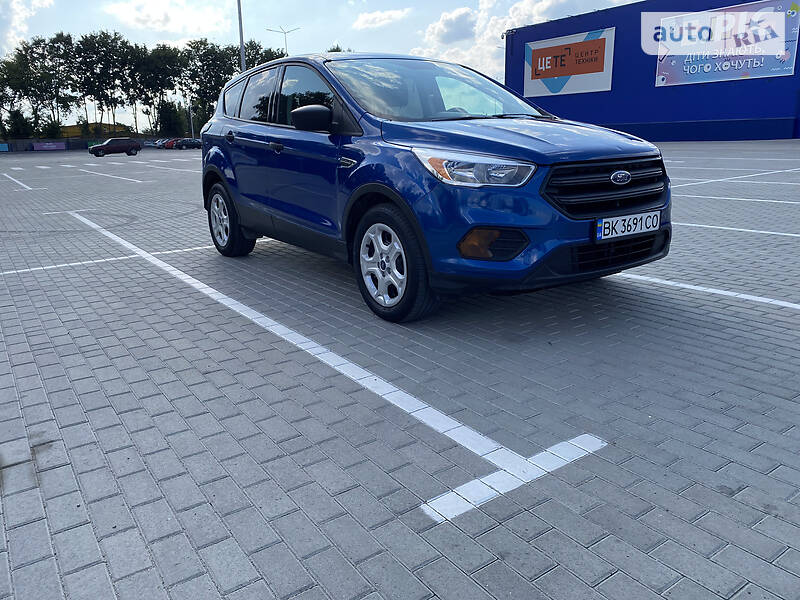 Внедорожник / Кроссовер Ford Escape 2016 в Тернополе