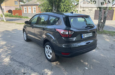 Позашляховик / Кросовер Ford Escape 2017 в Києві