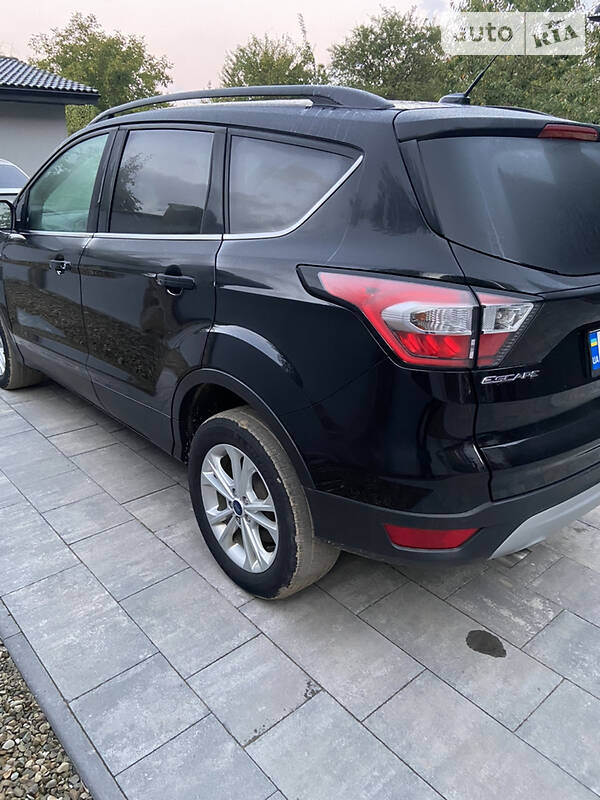 Позашляховик / Кросовер Ford Escape 2017 в Івано-Франківську фото 3 Позашляховик / Кросовер Ford Escape 2017 в Івано-Франківську