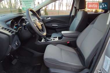 Внедорожник / Кроссовер Ford Escape 2017 в Киеве