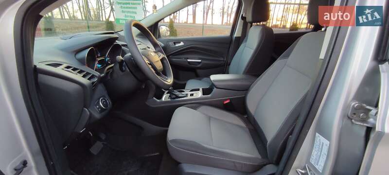 Внедорожник / Кроссовер Ford Escape 2017 в Киеве фото 8 Внедорожник / Кроссовер Ford Escape 2017 в Киеве
