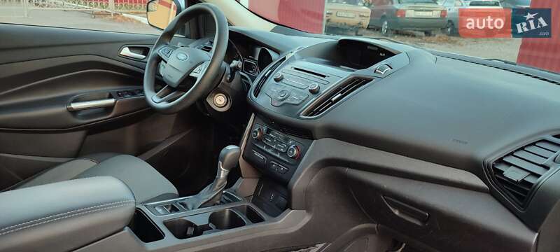 Внедорожник / Кроссовер Ford Escape 2017 в Киеве фото 12 Внедорожник / Кроссовер Ford Escape 2017 в Киеве