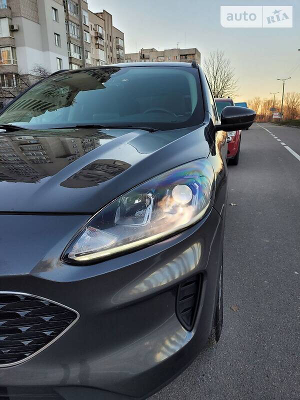 Внедорожник / Кроссовер Ford Escape 2020 в Кременчуге