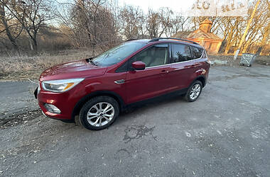 Внедорожник / Кроссовер Ford Escape 2017 в Ровно