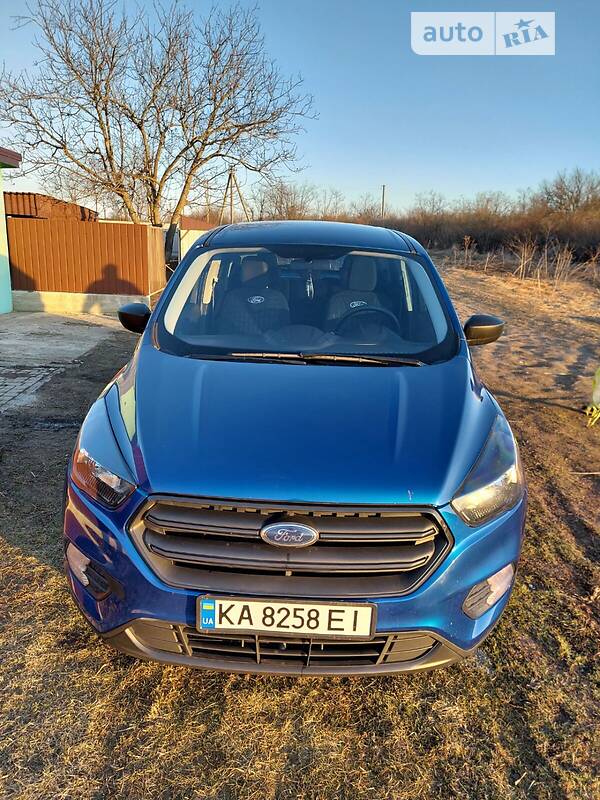 Ford Escape black edition