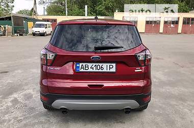 Позашляховик / Кросовер Ford Escape 2017 в Вінниці