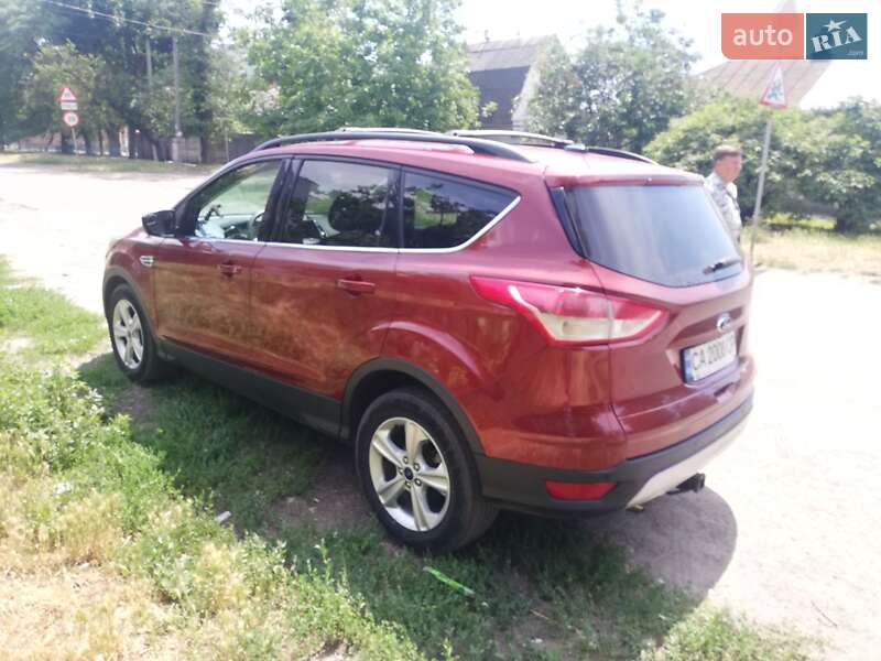 Позашляховик / Кросовер Ford Escape 2014 в Черкасах