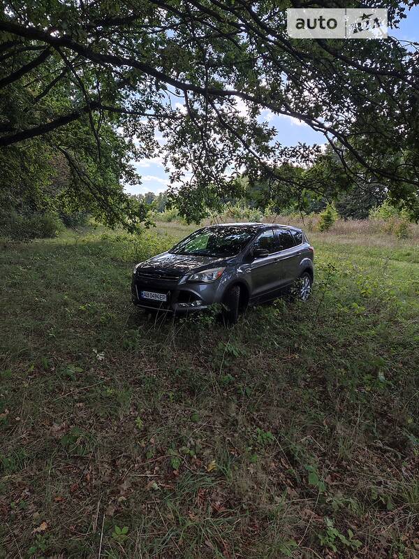 Внедорожник / Кроссовер Ford Escape 2012 в Виннице