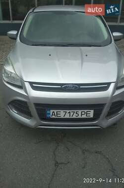 Внедорожник / Кроссовер Ford Escape 2015 в Днепре