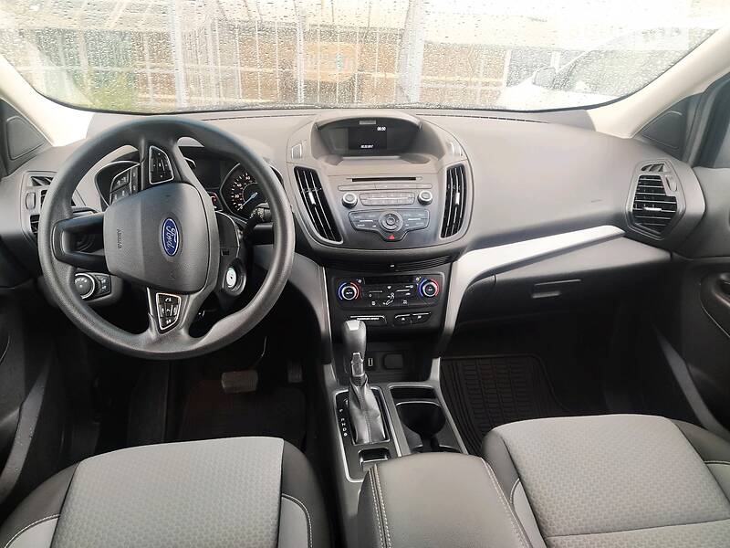 Внедорожник / Кроссовер Ford Escape 2017 в Тернополе