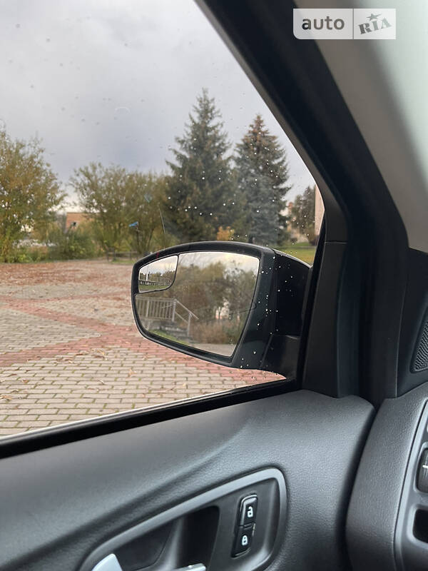 Позашляховик / Кросовер Ford Escape 2012 в Рівному фото 23 Позашляховик / Кросовер Ford Escape 2012 в Рівному