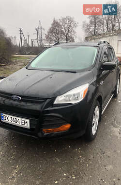 Внедорожник / Кроссовер Ford Escape 2016 в Городке