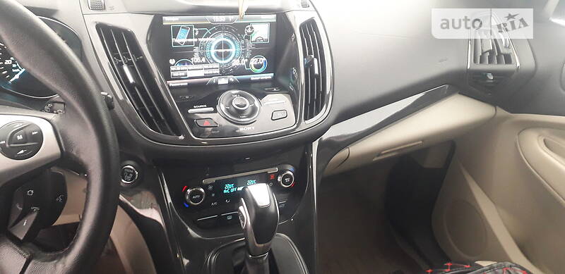 Позашляховик / Кросовер Ford Escape 2014 в Сокалі